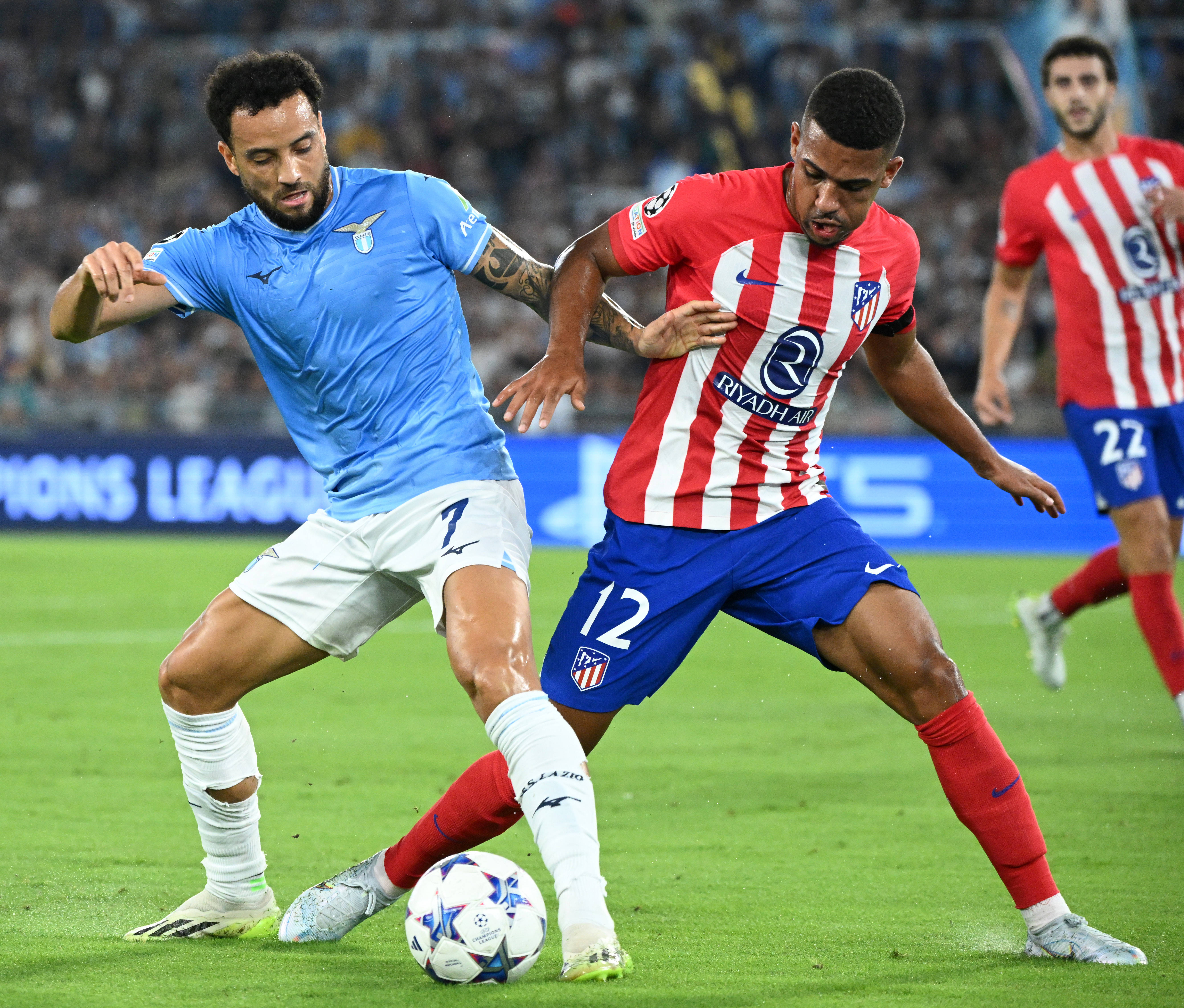 关于清晨波尔图备战法甲拉齐奥国际比赛日造点机会之后，清晨多伦多猛龙调整名单以备欧篮联的信息