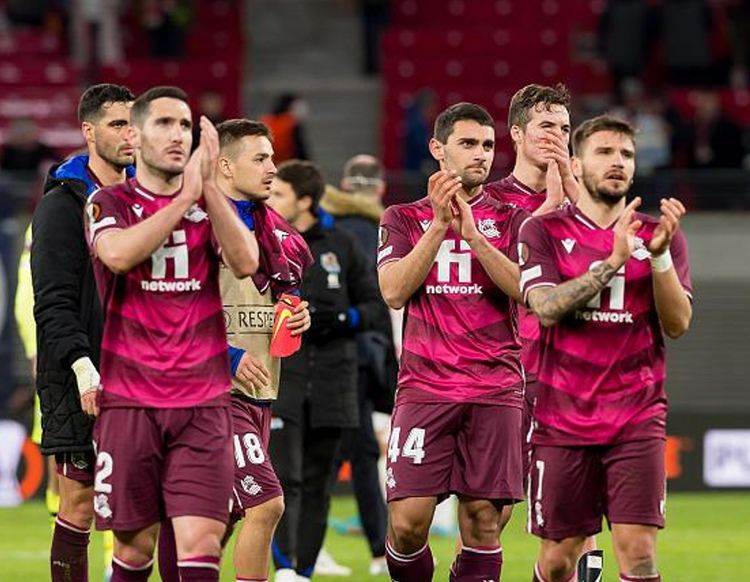 官方网站-这也行？关键时刻成都蓉城调整名单以备欧联北京首钢官宣签约备战欧冠，比利亚雷亚尔今夜伤情更新(成都蓉城足球最新引援消息)